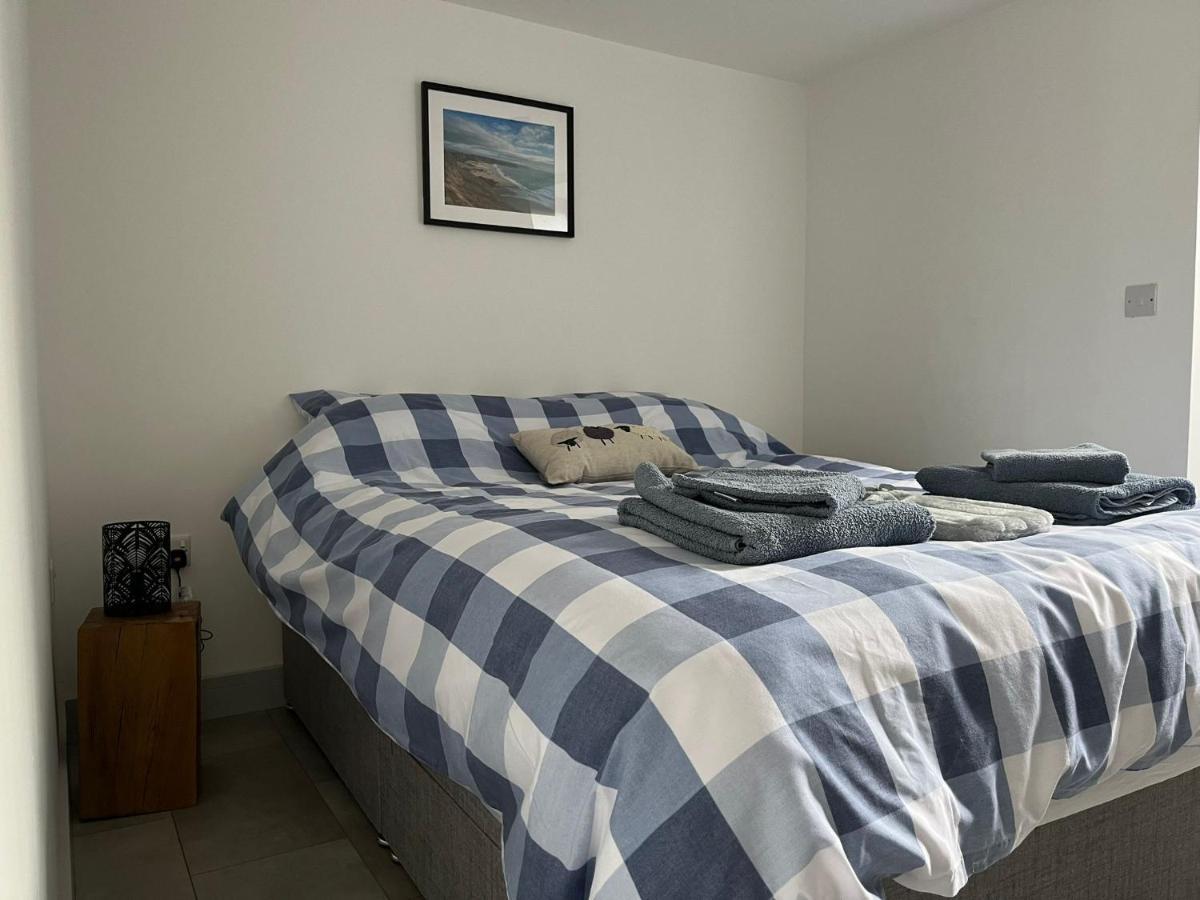 Stonecroft Cwtch Appartement Haverfordwest Buitenkant foto